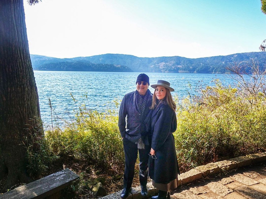 Maia Estianty dan Irwan Mussry liburan Tahun Baru 2020 di Hakone, Jepang