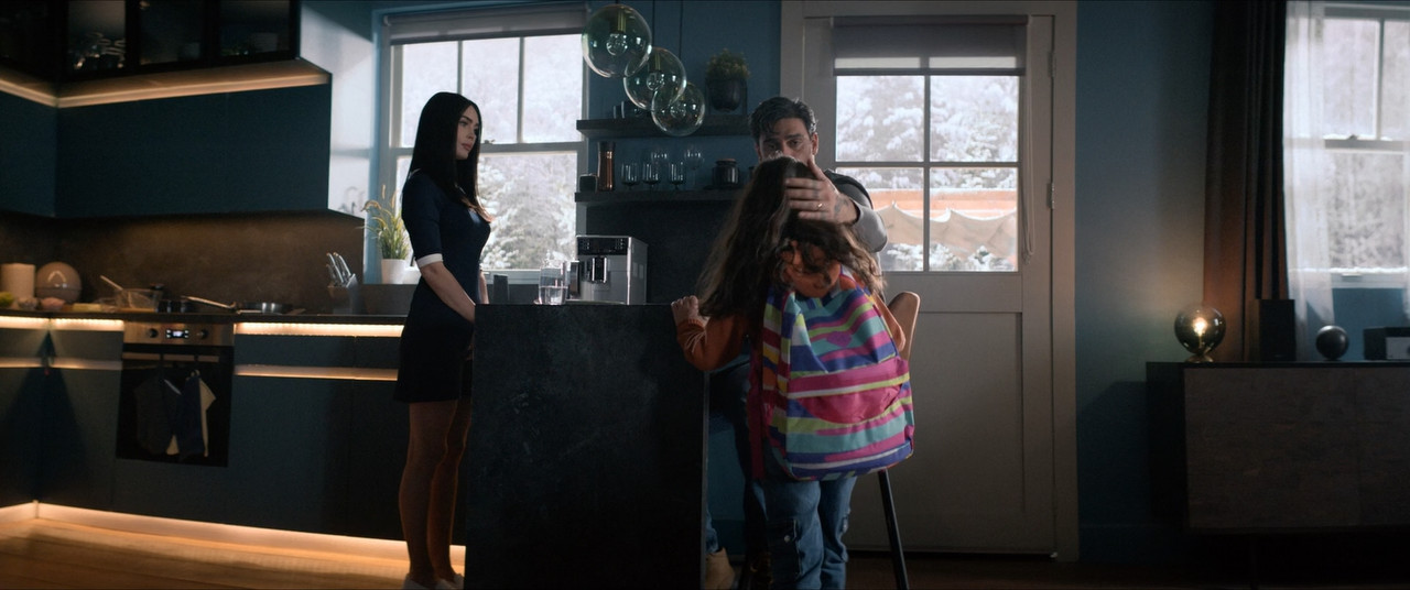 Subservience (2024) (1080p BluRay x265 SAMPA).mkv_snapshot_00.44.32.920