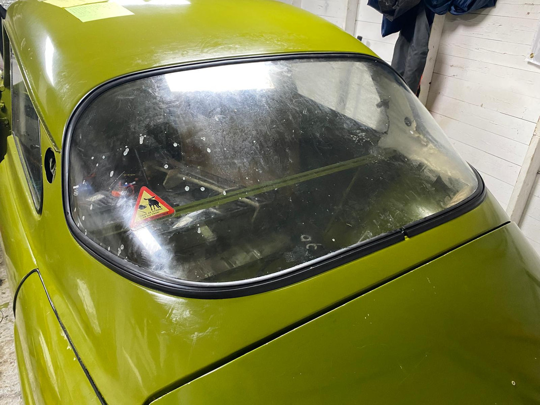 D1ECCB61-2029-41C5-8CB0-73DC8E7F0FA5