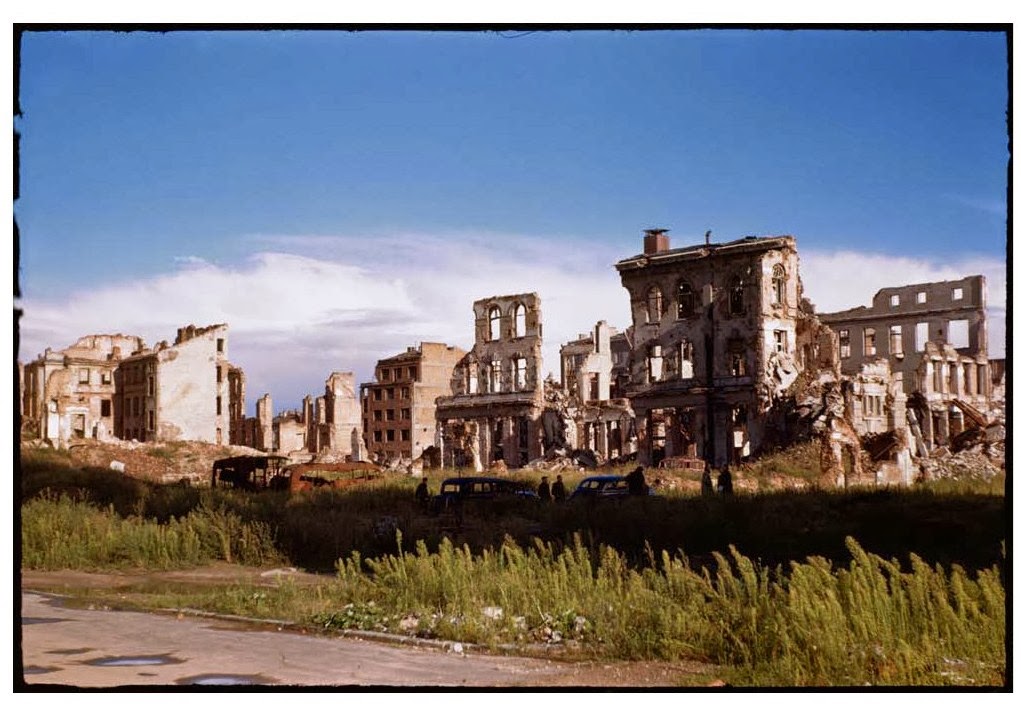 Varsovia en color, agosto 1947