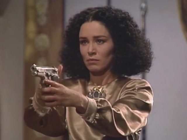 https://i.postimg.cc/VLhmsfF1/Diana-Salazar-94-19-39-38.jpg