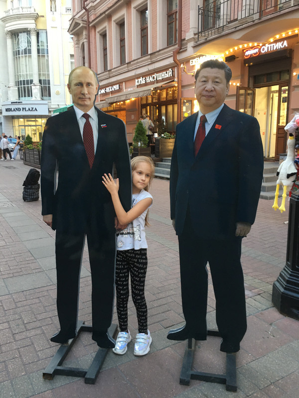 5637D1B2-0273-44AF-8583-B7B8967EF8C7