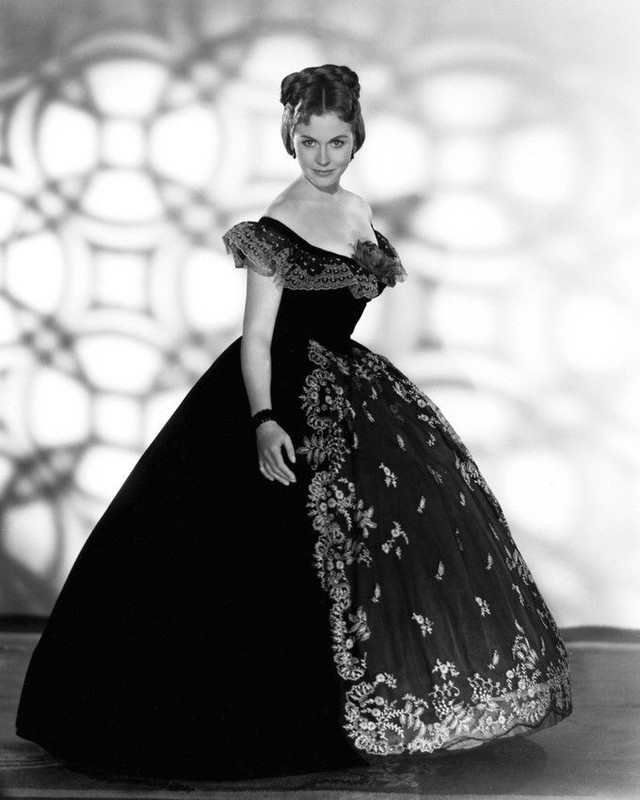 hazel_court_a07