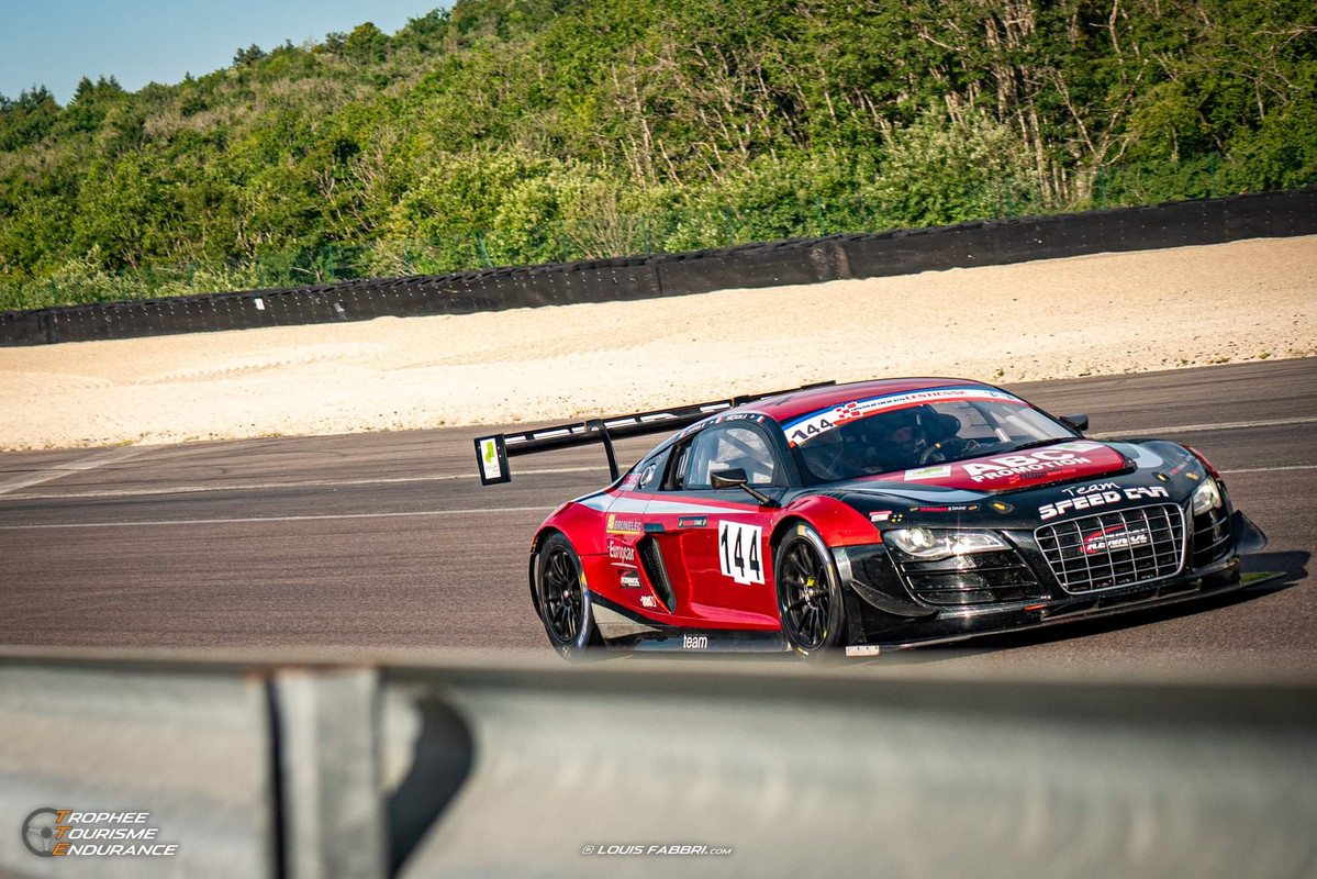 55A01D1A-48CC-4A63-AA8C-7F96CA989804