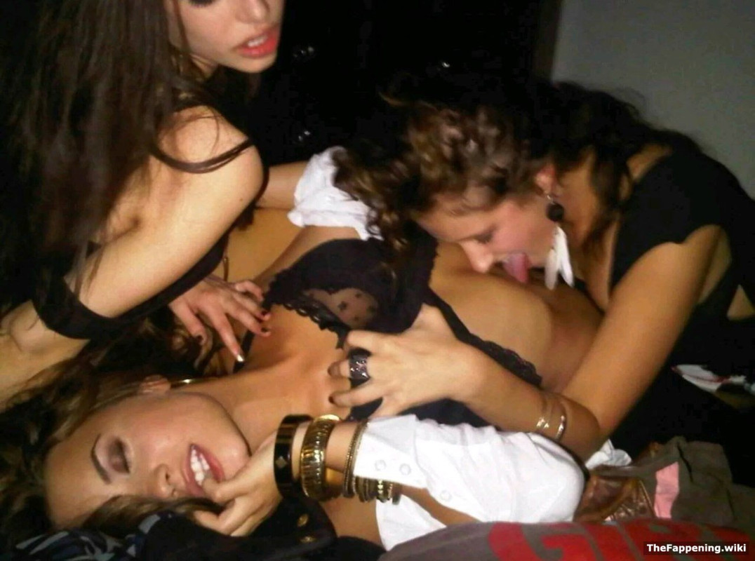 Demi-Lovato-Nude-Sex-Tape-Leaked-100