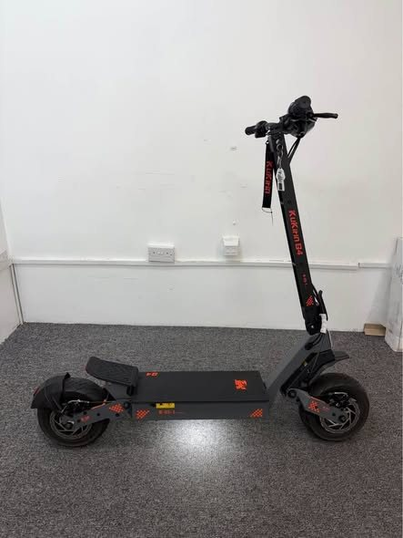 KuKirin G2 Electric Scooter