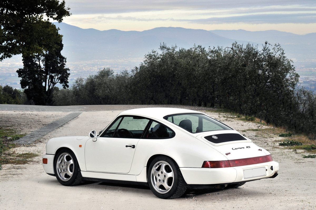 PORSCHE-911-Carrera-RS-964-2964-39.jpg