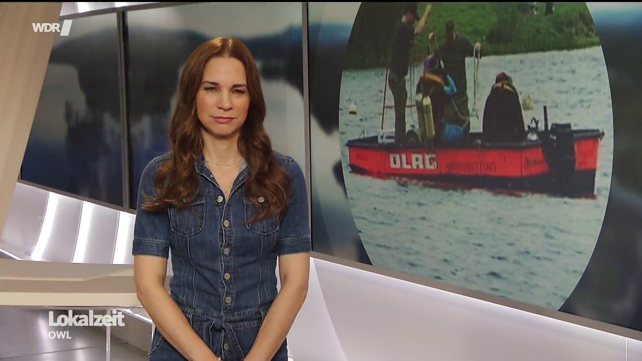Kristina Sterz WDR Lokalzeit OWL 24 04 2026 90X Caps 17