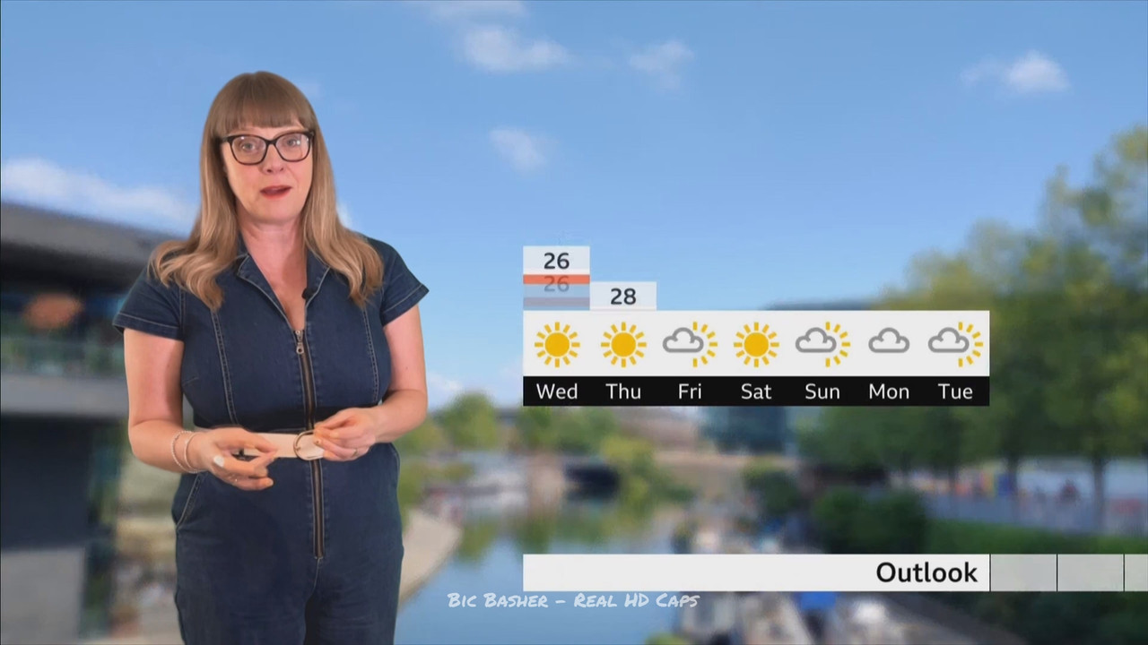 BBC News at One including BBC London News_20250429_13001400.ts_snapshot_46.45.191