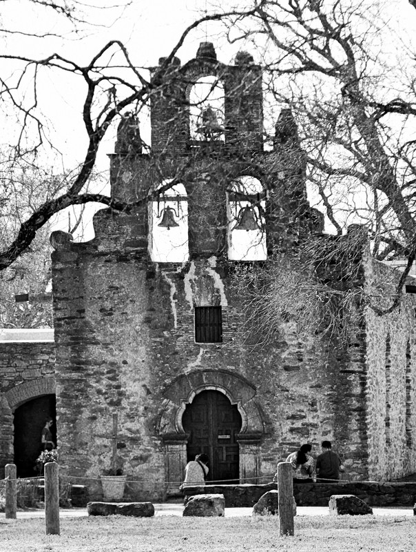 IMAGE: https://i.postimg.cc/VLk6ycMQ/Mission-Espada-chapel-bw-1.jpg