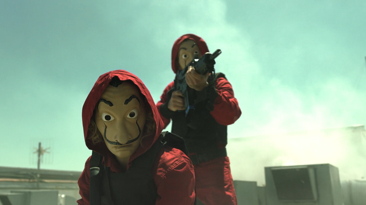 Money.Heist.S05E01.The.End.of.the.Road.1080p.NF.WEB-DL.DDP5.1.Atmos.x264-AGLET.mkv_snapshot_01.14_[2