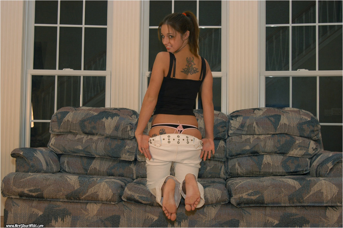 Fotosxxx 002185 NextDoorNikki.com Nikki (Christi