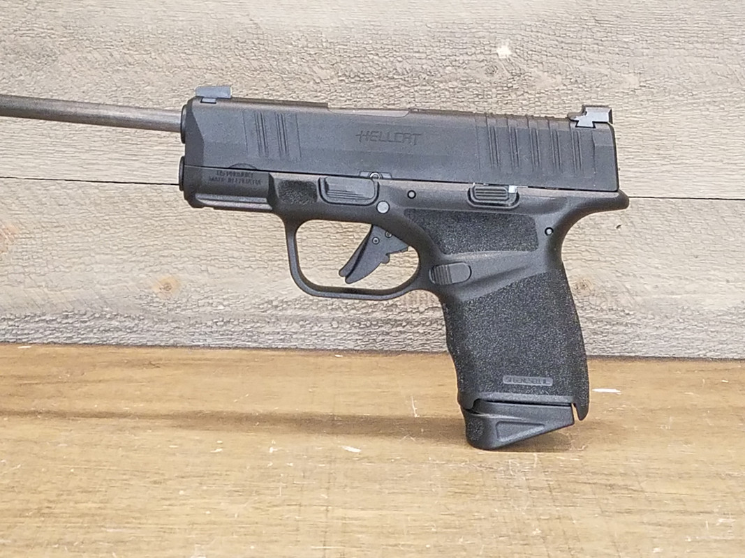 Springfield Hellcat 9mm 3" With Bag and 4 Mags HC9319B-img-2