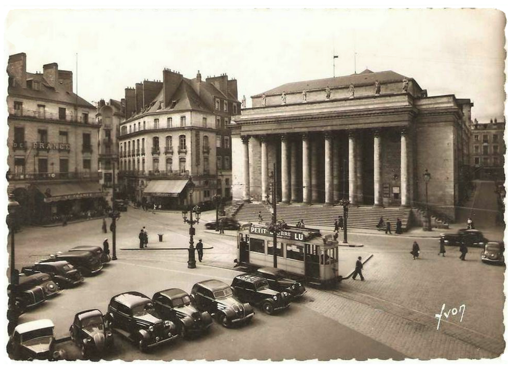 Place Graslin à Nantes