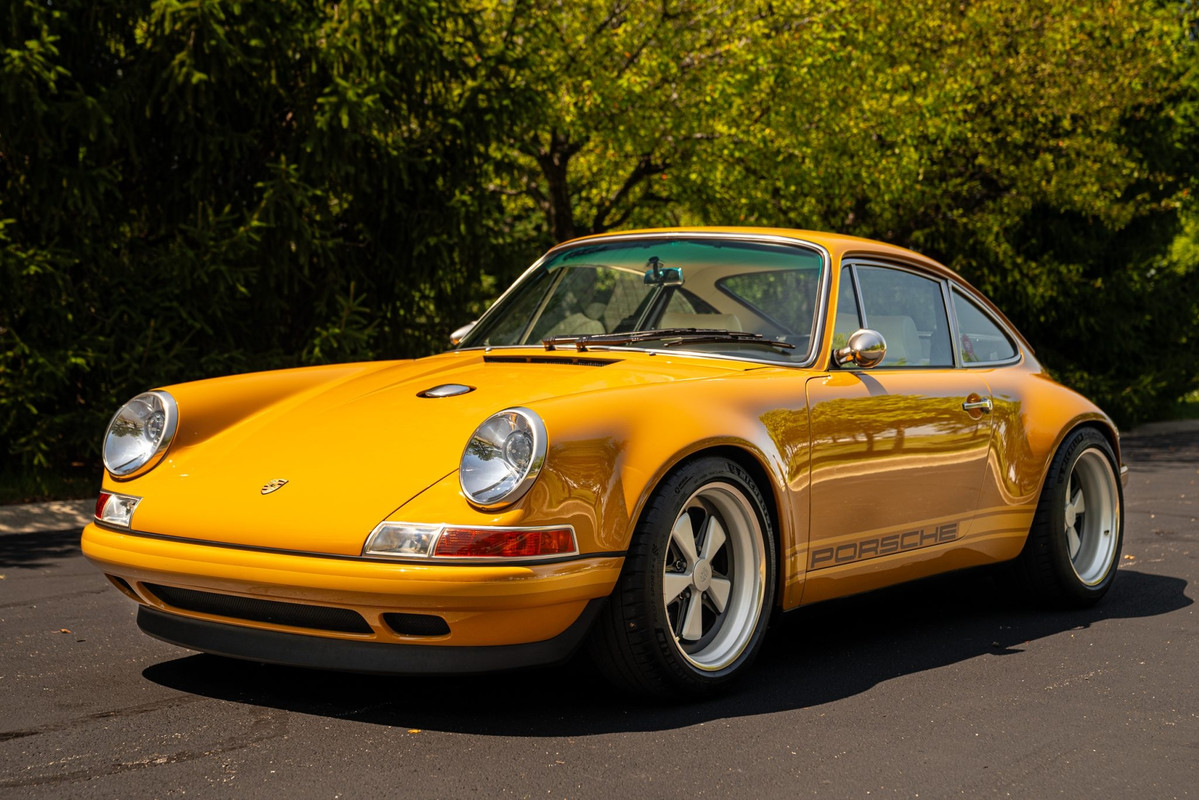 1990-porsche-911-reimagined-by-s.jpg