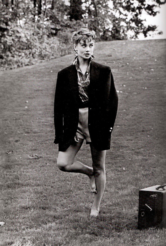 AudreyHepburn_mb77