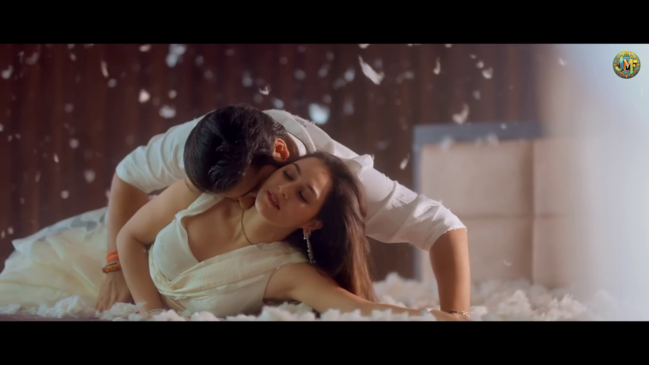 vlcsnap-2025-03-24-00h45m20s186