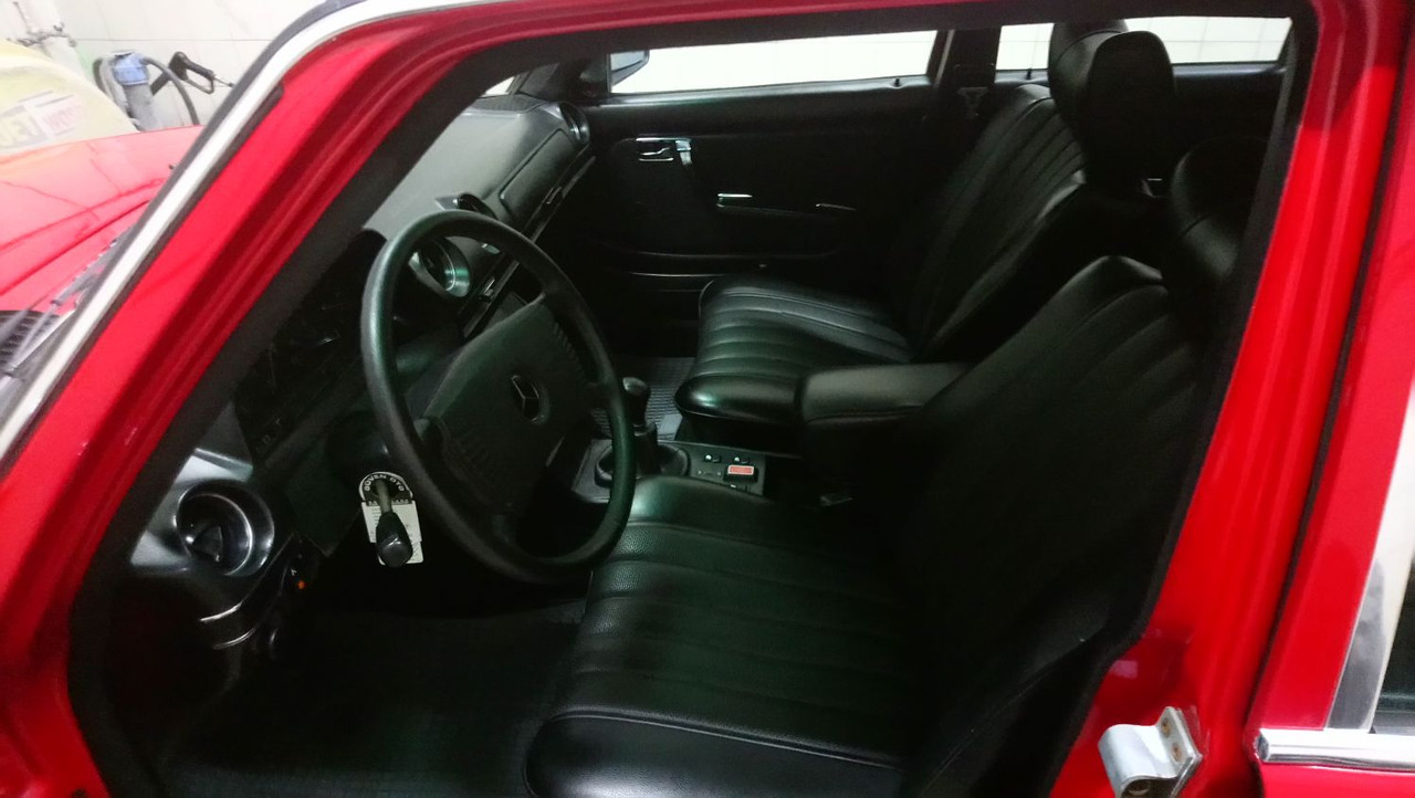 C88BF1D9-1496-4C25-8A55-6ABD0FD82E5E