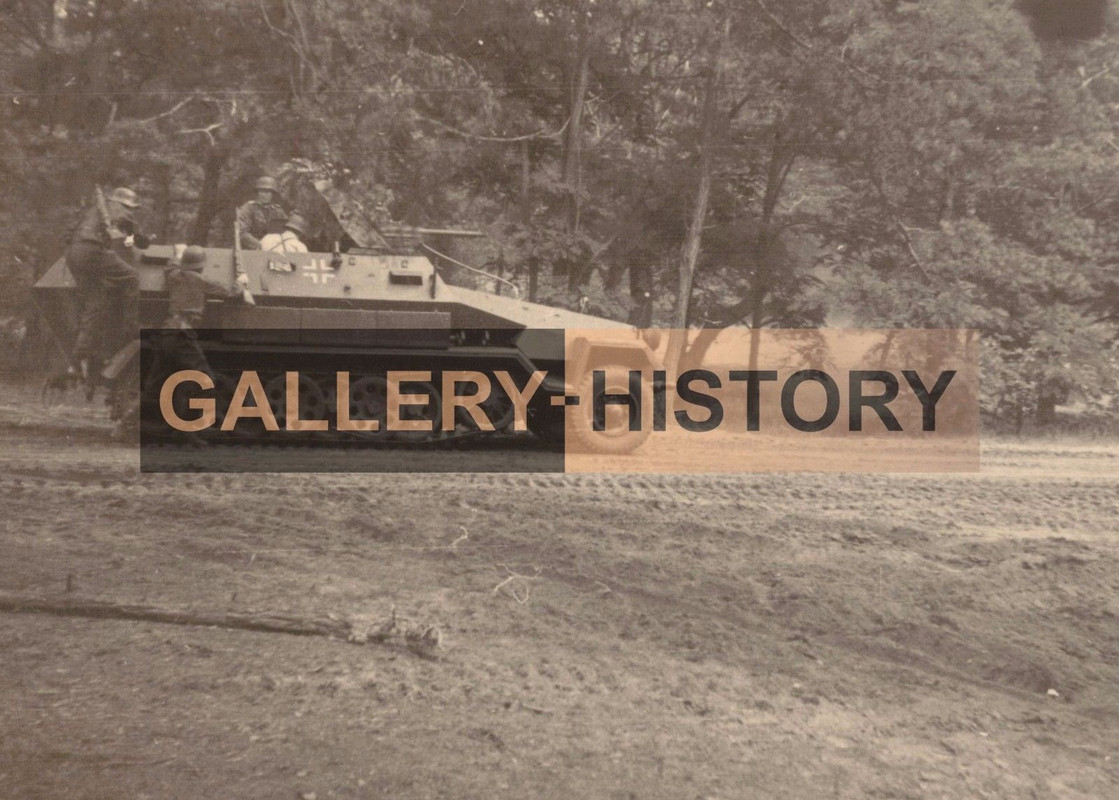 Fotos von Halbkette SdKfz Spähwagen Panzer Spw S