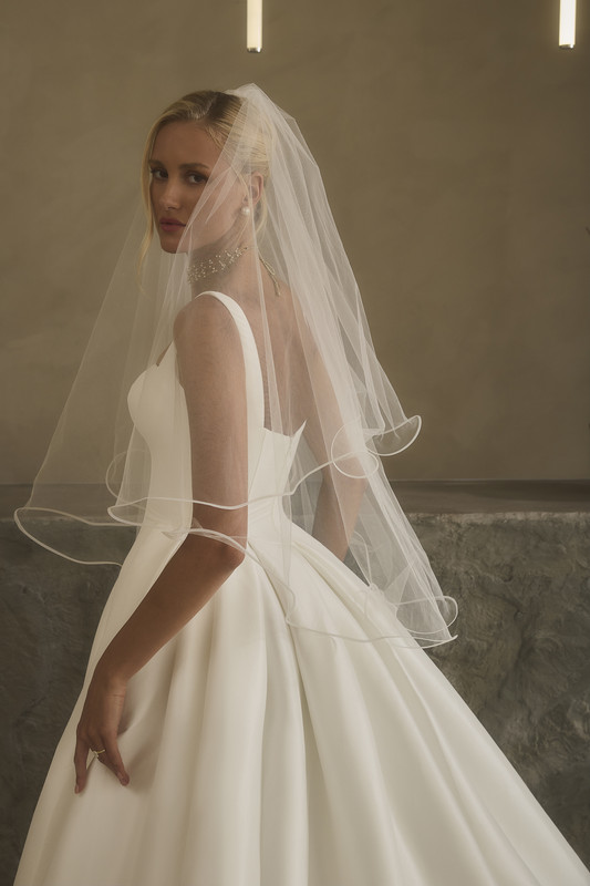 Mariam Matching Bridal Veil Style 2635V Back View