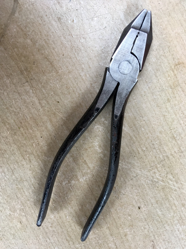 61098BD7-FCCF-4B92-B9C0-FCB1A8E3A05C