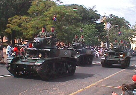 15mayo2002-M3-Stuart-paraguay.jpg