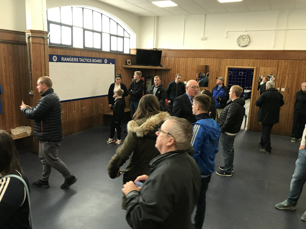 C9D425F8-74EA-496E-BBC4-567F0D3D4FC0