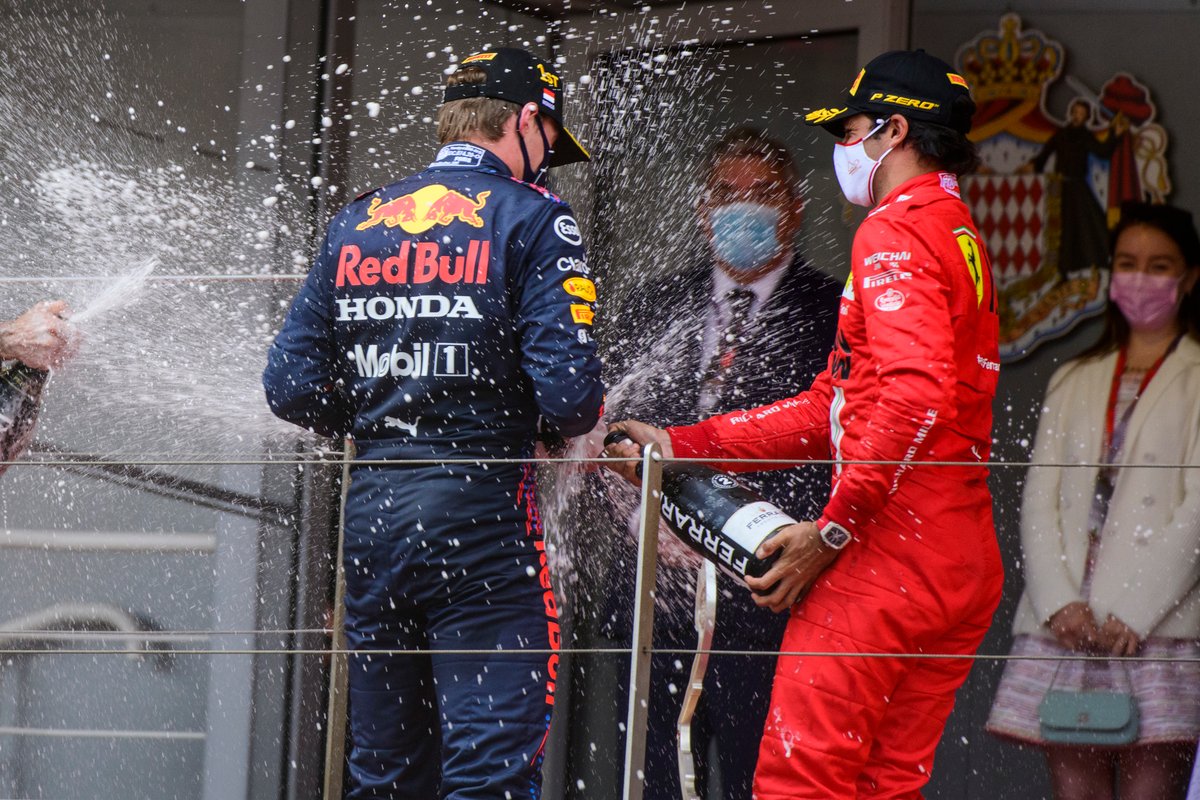 max-verstappen-red-bull-racing-1 (9)