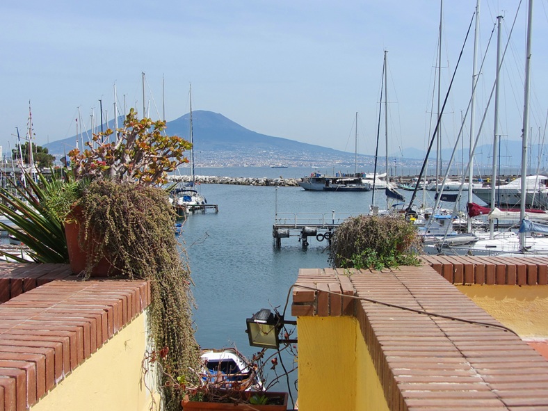 Дороги, которые нас выбирают: Неаполь, четыре "П" и Амальфитанское побережье
