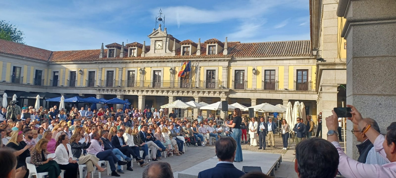 ayusovaquerazosbrunete (3)