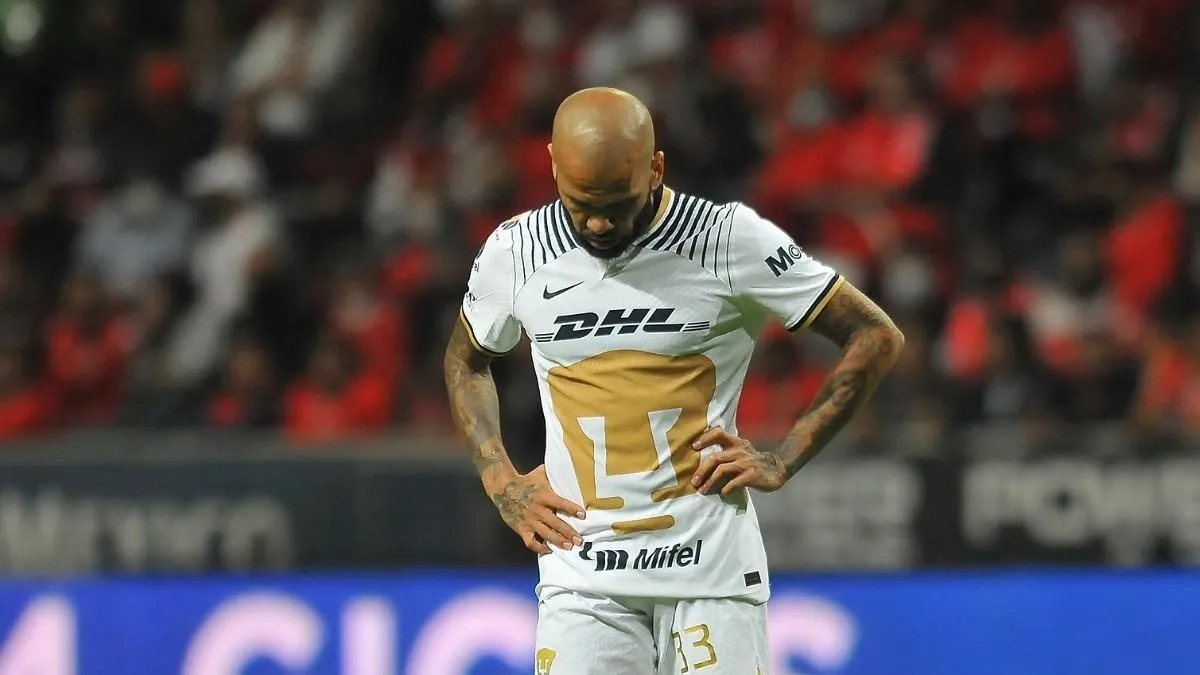 ¡Pumas desampara a Dani Alves! El equipo mexicano se desvincula del brasileño