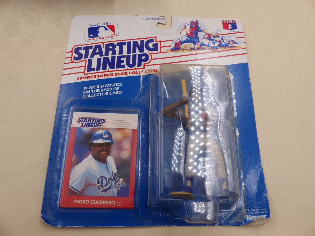 PEDRO GUERRERO 1988 KENNER STARTING LINEUP CARD - LOS ANGELES