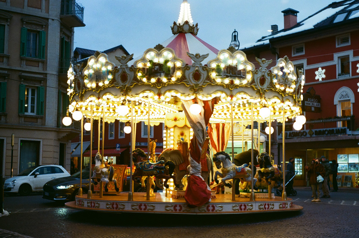 E1549698-7376-4B69-B783-DA8C38EAB437