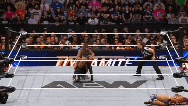 aew_20250514_storm_v_azm_blue_shirakawa2