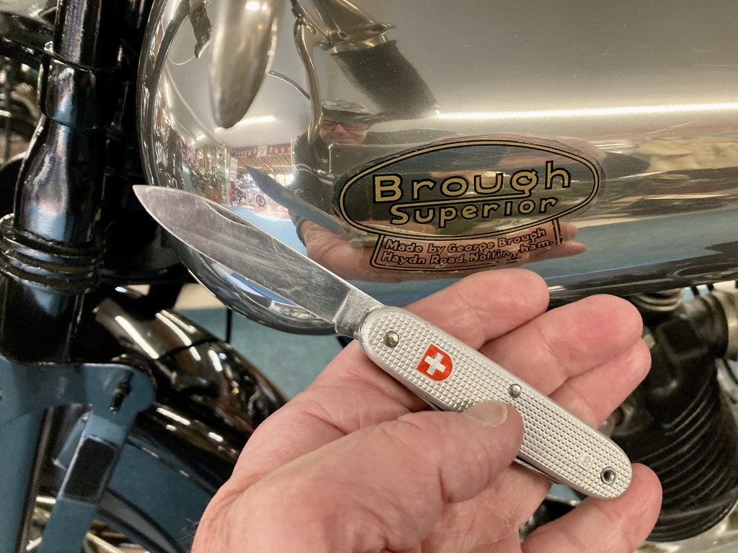 11A239A5-584E-47B5-9FBE-270F4766624E