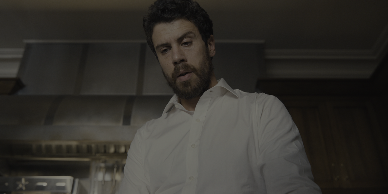 Servant.S01E01.Rinato.ITA.ENG.HDR.2160p.WEB.h.265-MeM.mkv_snapshot_17.41_[2021.01.27_21.35.09]