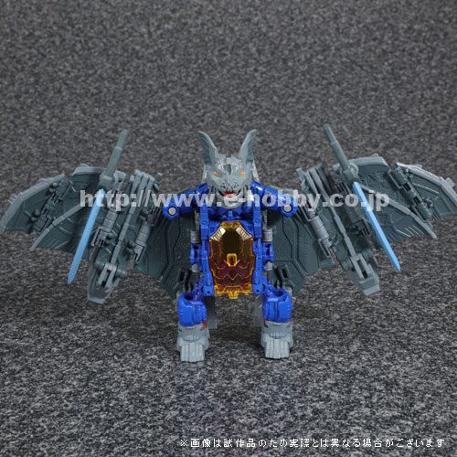e-Hobby-Bat-Optimus-Primal-02