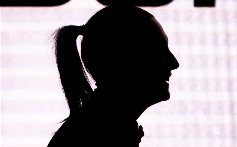 INE ordena a Sheinbaum deslindarse de la campaña #EsClaudia