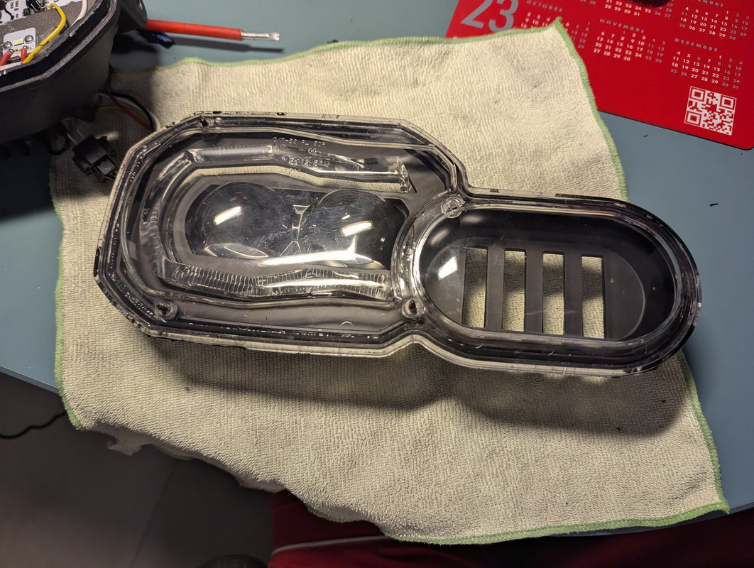 PXL_20251001_180322619