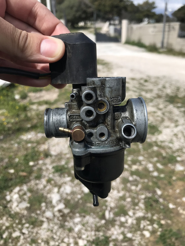 6AD48871-C314-4DF7-A634-79718FFA8F4C