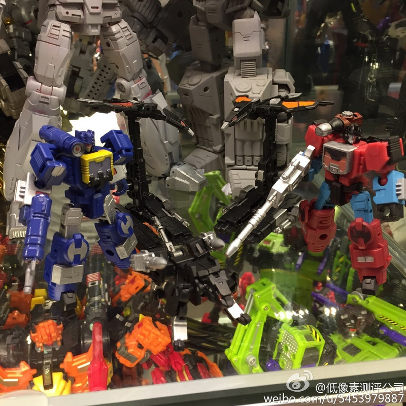 Iron-Factory-Soundwave-Perceptor-02