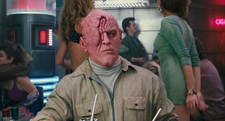 DEAN-NORRIS-TOTAL-RECALL-1-FOTOR.jpg