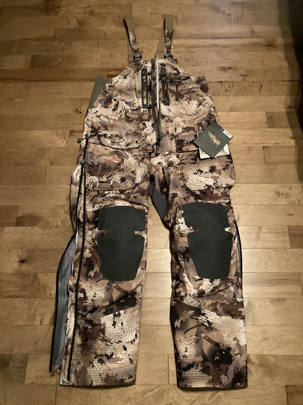 047BE5B3-FE05-4BD8-AED4-A242A586ABC0