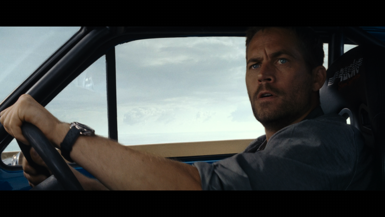 Fast.&.Furious.6.2013.2160p.UHD.BDRemux.DTS-HD.HDR.DoVi.Hybrid.P8.by.DVT.mkv_snapshot_01.30.10_[2022