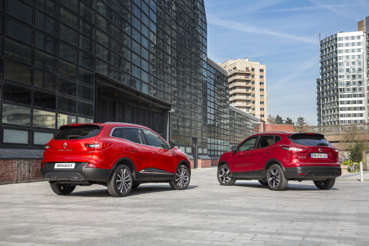 renault-kadjar-2015-vs-nissan-qashqai-08