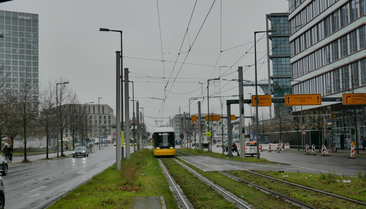 Bild: https://i.postimg.cc/VNDBQyHc/P1330786.jpg