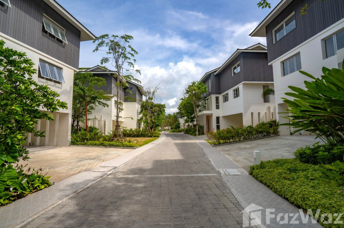 Angsana Beachfront Residence Walkpath