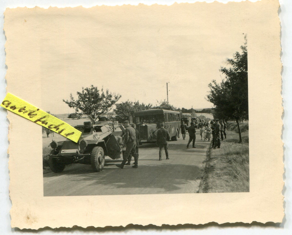 WL-Bus und Deutscher SPW  Schützen-Panzer einer Luftwaffen-Einhe