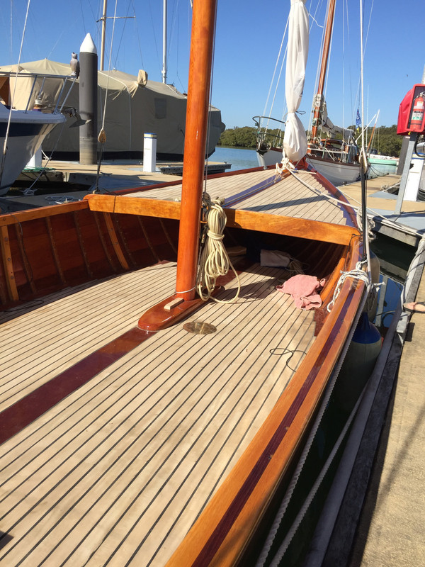 4200EC7B-FBED-40D4-854C-4DD6DC8F13BA