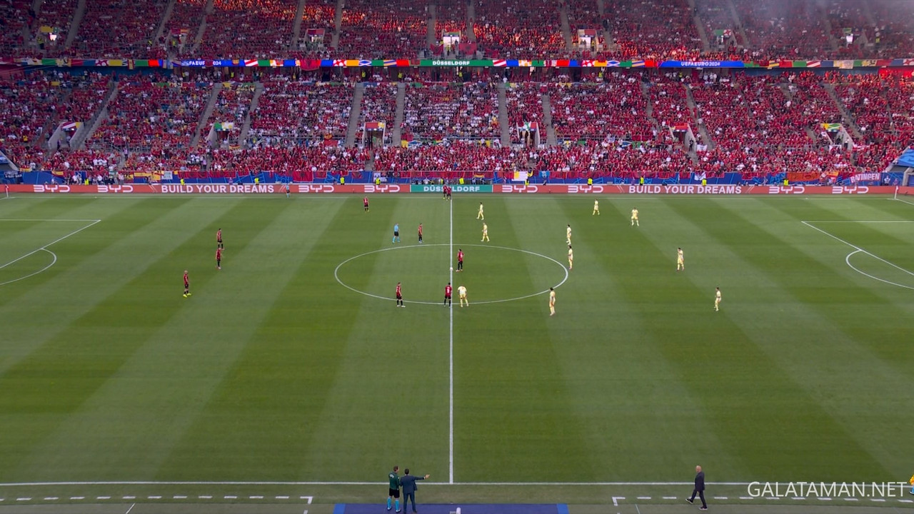 [Image: 06-24-19-55-00-BBC-Two-HD-Albania-vs-Spa...02-399.jpg]
